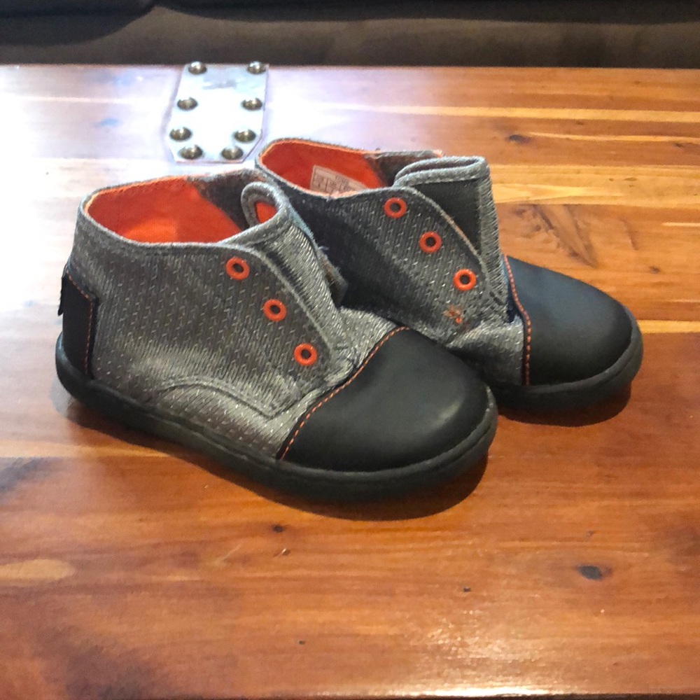 Toms High Tops